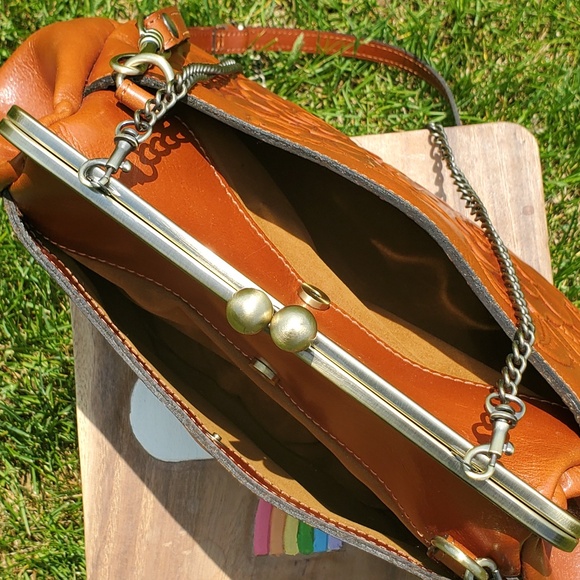 ♻️DONATED ♻️ Patricia Nash - Vintage inspired crossbody - Picture 9 of 12